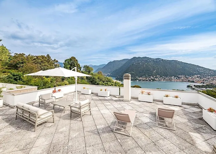 Luna By Comorooms コモ