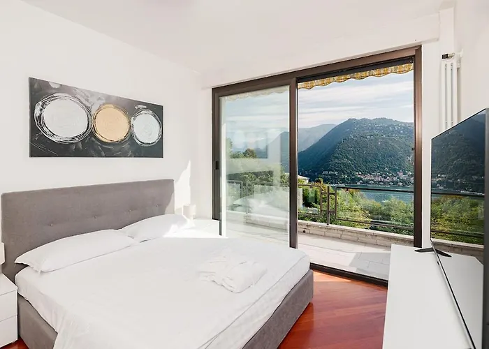 Luna By Comorooms コモ