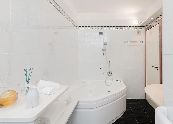 Villa Luna By Comorooms Como