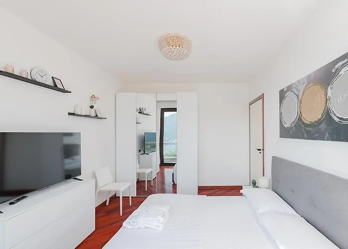 Luna By Comorooms * コモ