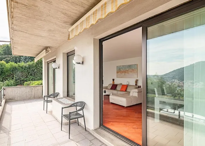 Luna By Comorooms Como