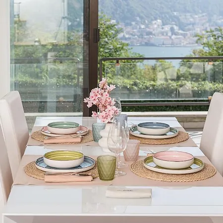 빌라 Luna By Comorooms *