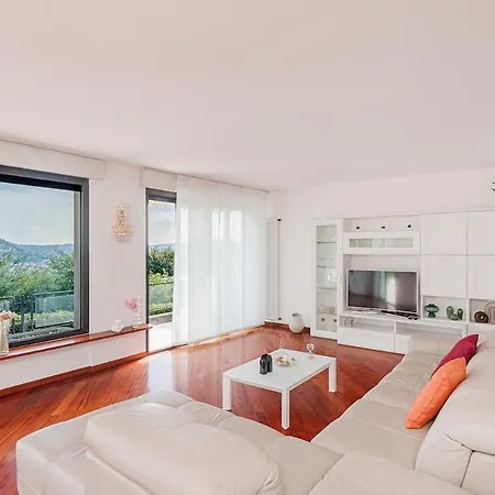 Luna By Comorooms * Como